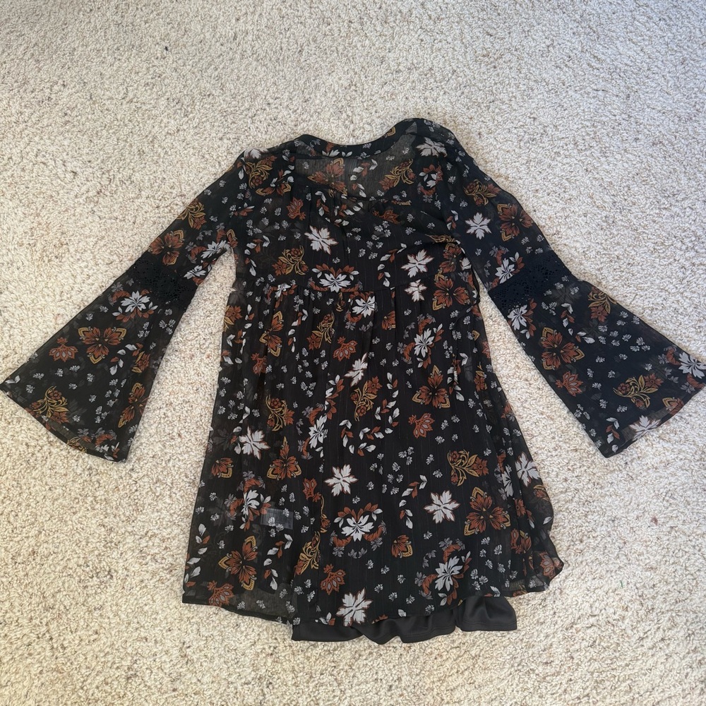 Knox Rose Black Floral Boho Tunic Dress Bell Sleeve Semi Sheer V Neck XS Boho - Picture 4 of 9